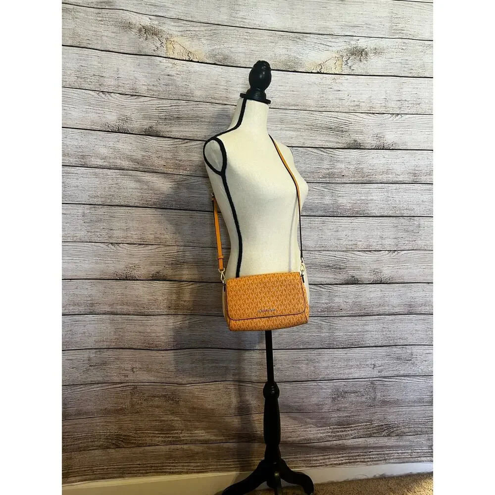 Michael Kors Medium Logo Convertible Crossbody Bag - Picture 2 of 10